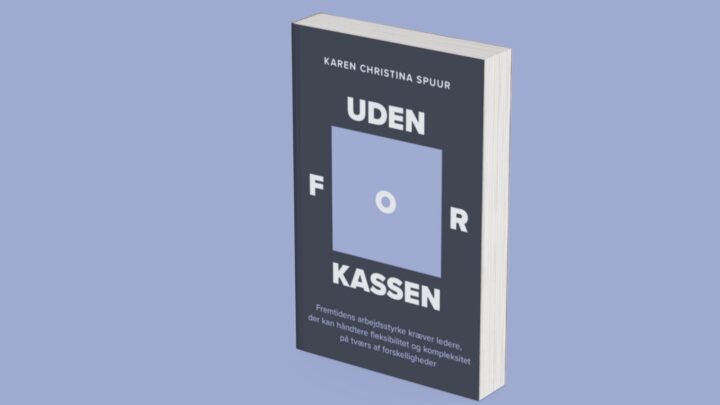 Forsiden af bogen Uden for kassen.